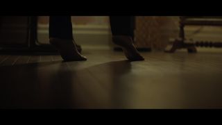 Dakota Fanning feet photo thumbnail