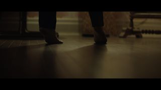 Dakota Fanning feet photo thumbnail