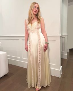 Dakota Fanning feet photo 12