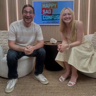 Dakota Fanning feet photo 1