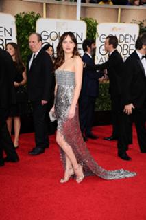 Dakota Johnson feet photo thumbnail