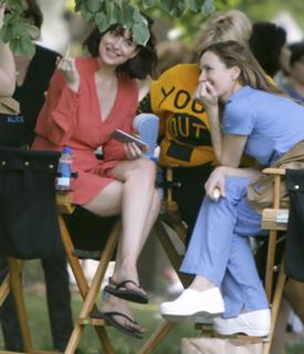 Dakota Johnson feet photo thumbnail