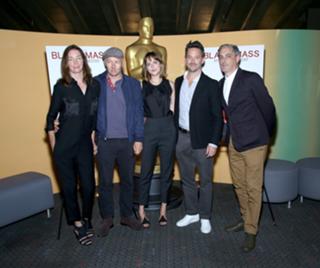 Dakota Johnson feet photo thumbnail