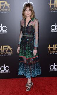 Dakota Johnson feet photo thumbnail
