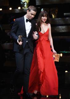 Dakota Johnson feet photo thumbnail