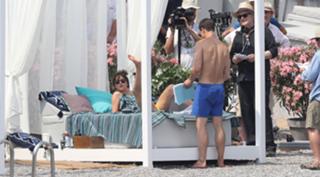 Dakota Johnson feet photo thumbnail