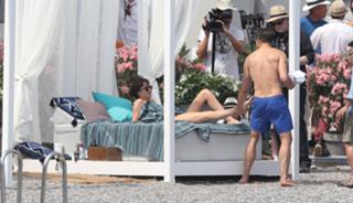 Dakota Johnson feet photo thumbnail