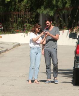 Dakota Johnson feet photo thumbnail