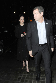 Dakota Johnson feet photo thumbnail