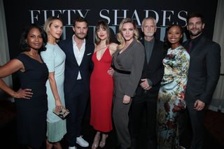 Dakota Johnson feet photo thumbnail