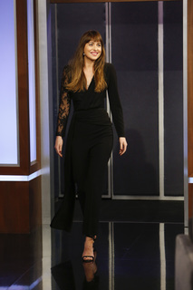 Dakota Johnson feet photo thumbnail