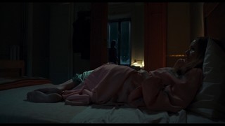 Dakota Johnson feet photo thumbnail
