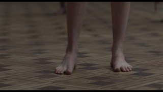 Dakota Johnson feet photo thumbnail