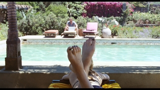 Dakota Johnson feet photo thumbnail