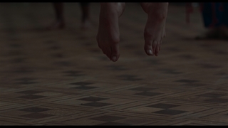 Dakota Johnson feet photo thumbnail