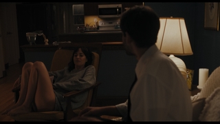 Dakota Johnson feet photo thumbnail