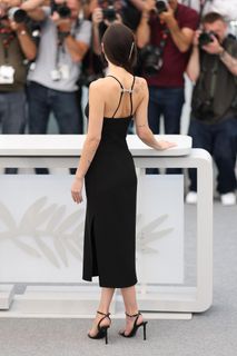 Dakota Johnson feet photo 13