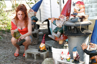 Dale Dickey feet photo 9