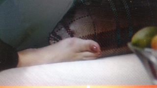 Dalia El Behairy feet photo thumbnail