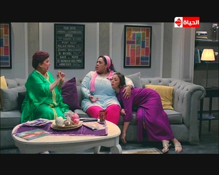 Dalia El Behairy feet photo thumbnail