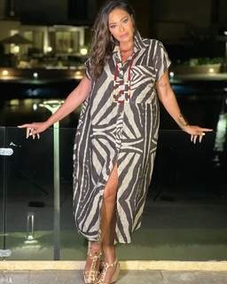 Dalia El Behairy feet photo thumbnail