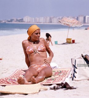 Daliah Lavi feet photo 11