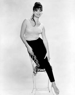 Daliah Lavi feet photo 2