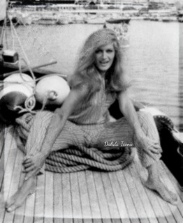 Dalida feet photo 10