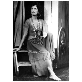 Dalida feet photo 5