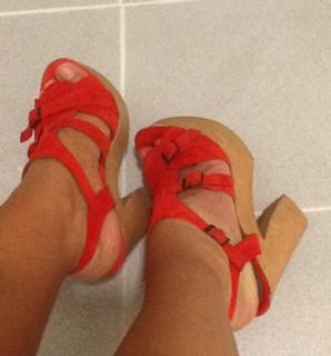 Dallys Ferreira feet photo 17
