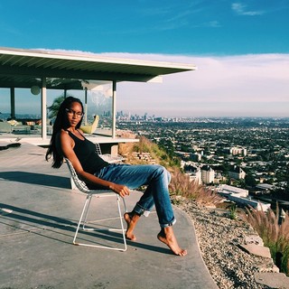 Damaris Lewis feet photo 15