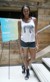 Damaris Lewis feet photo 4