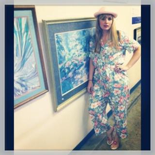 Damaris Phillips feet photo 2