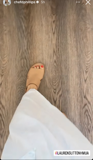 Damaris Phillips feet photo 7