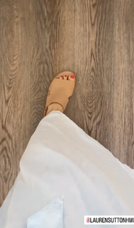 Damaris Phillips feet photo 5