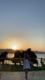 Damla Can feet photo 7