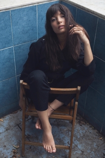 Damla Colbay feet photo 5