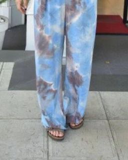 Damla Colbay feet photo 14