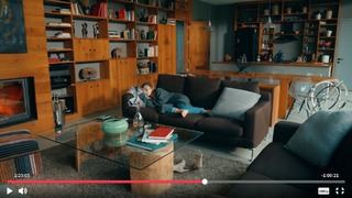 Damla Sönmez feet photo thumbnail