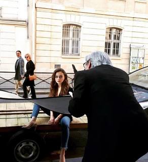 Damla Sönmez feet photo thumbnail