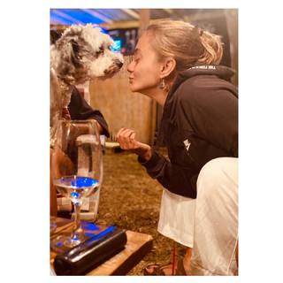 Damla Sönmez feet photo thumbnail