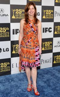 Dana Delany feet photo thumbnail