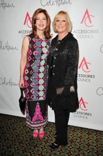 Dana Delany feet photo thumbnail