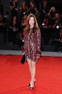Dana Delany feet photo 7