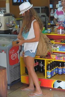 Dana Frider feet photo 7