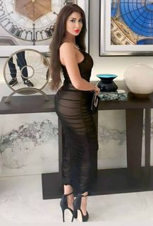 Dana Jabr feet photo 1