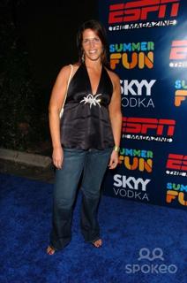 Dana Jacobson feet photo 3