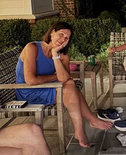 Dana Jacobson feet photo 1