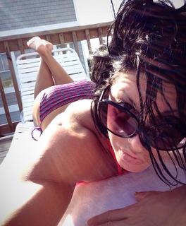 Dana Linn Bailey feet photo 3