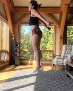 Dana Linn Bailey feet photo 12